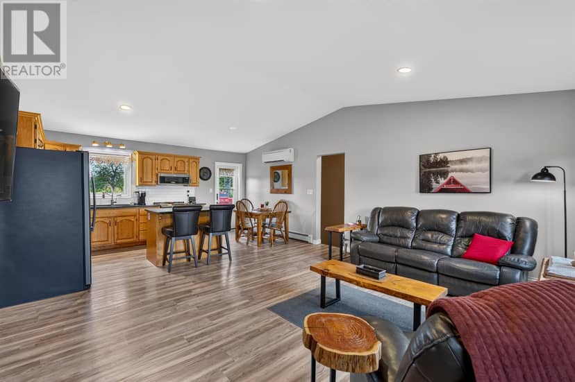 108 Kelly Drive — photo 12 of 40