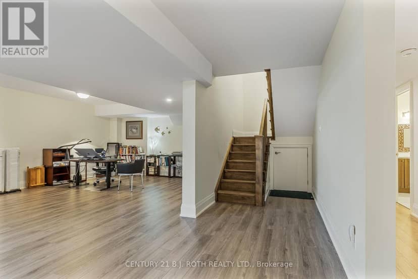8 Morgan Drive — photo 29 of 40