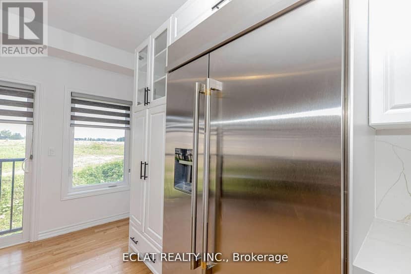 329 Russell Street — photo 13 of 40