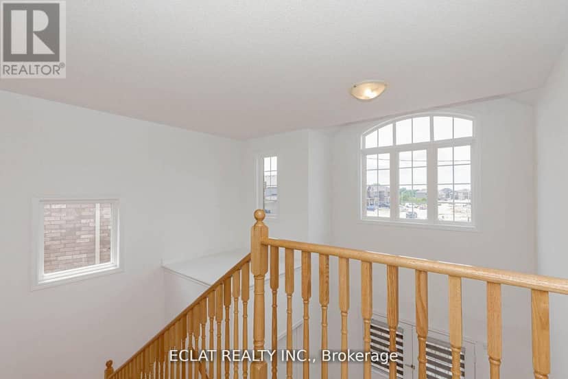 329 Russell Street — photo 26 of 40