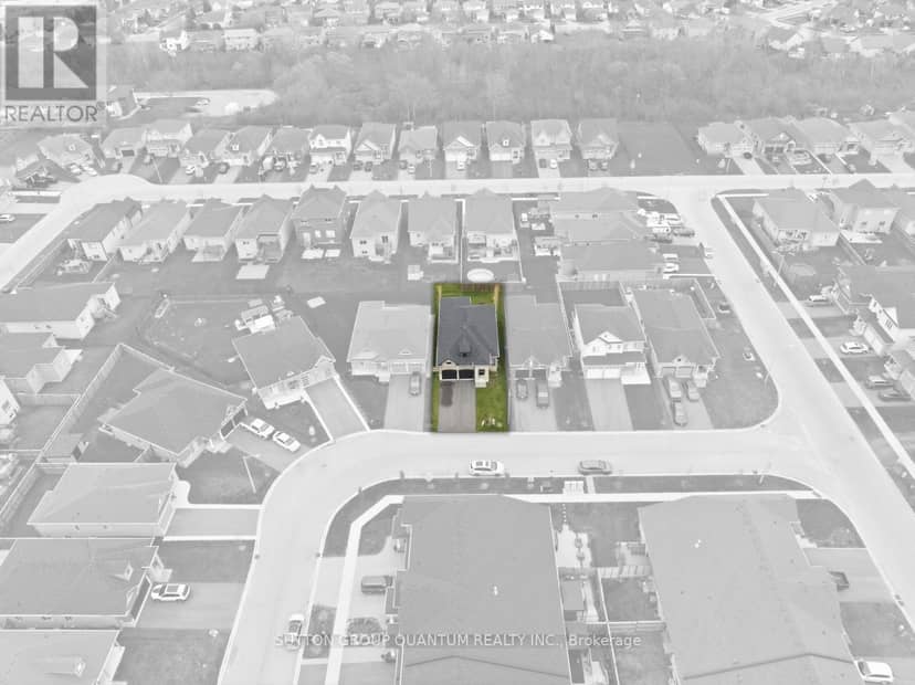 420 Williams Crescent — photo 37 of 40