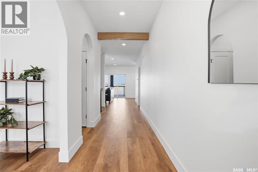 436 Augusta BOULEVARD — photo 4 of 40