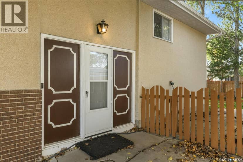 6418 7th AVENUE N, Regina, photo 2