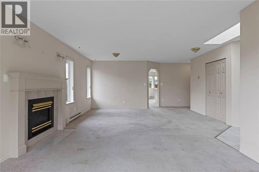 728 Banwell Crt — photo 19 of 26