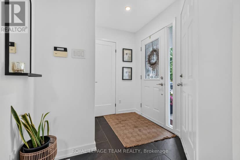 8 Oriska Way — photo 5 of 40