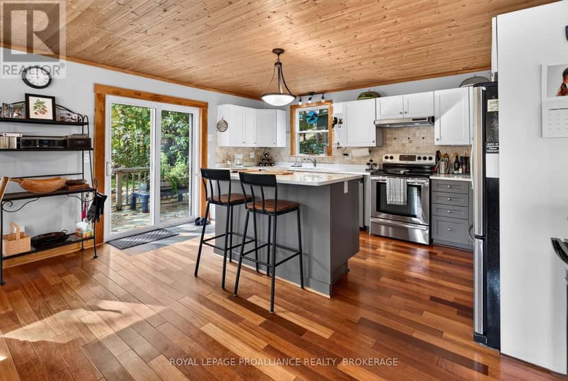 1124 Sawmill Lane — photo 33 of 40