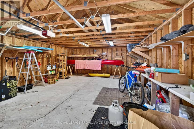 1124 Sawmill Lane — photo 8 of 40