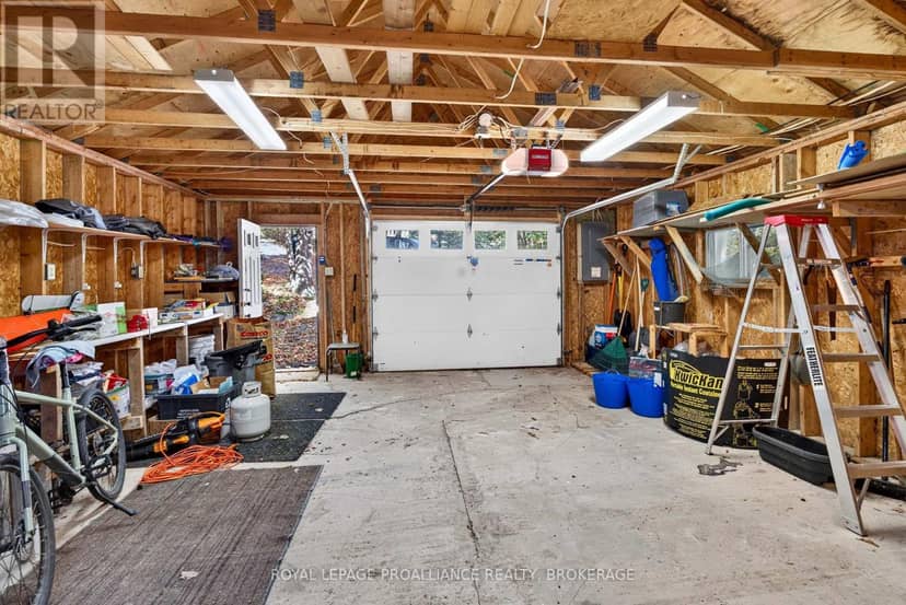 1124 Sawmill Lane — photo 9 of 40