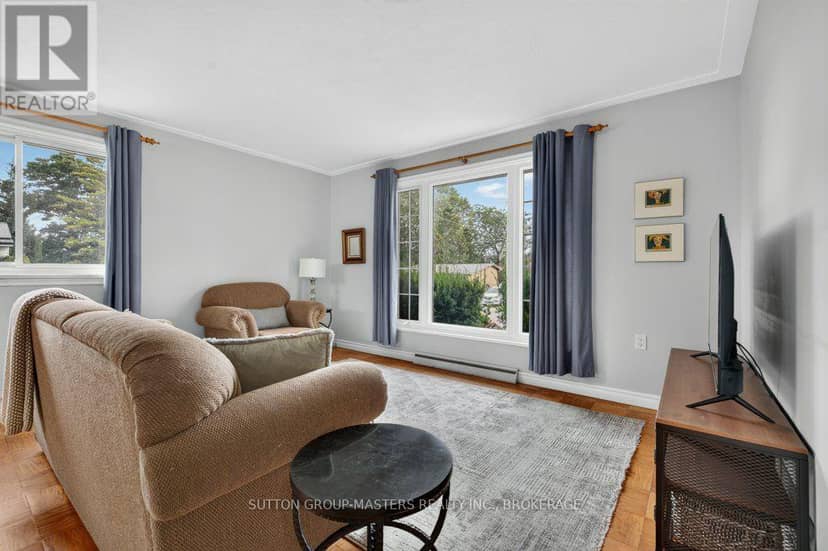 14 Quinte Avenue, Loyalist, photo 5