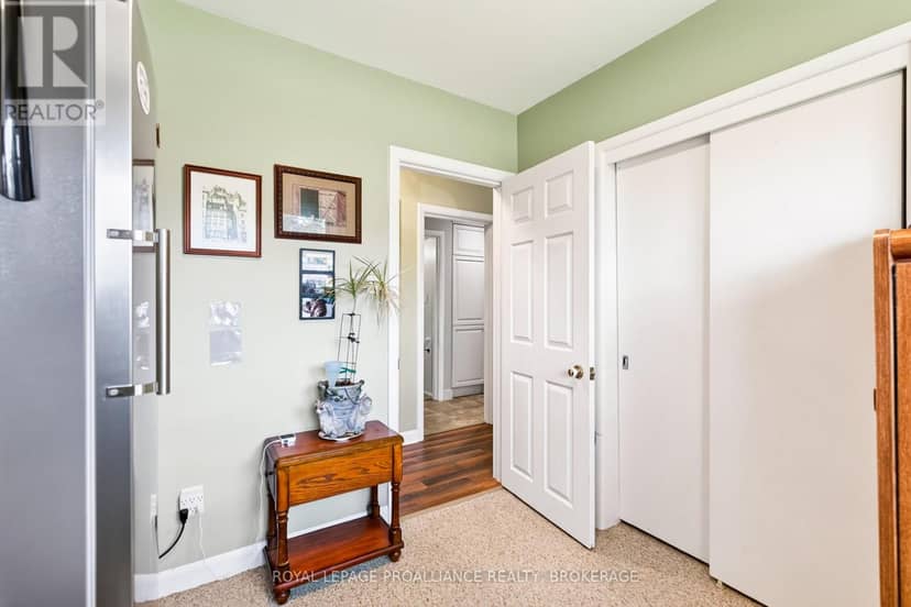1424 Heath Street — photo 16 of 40