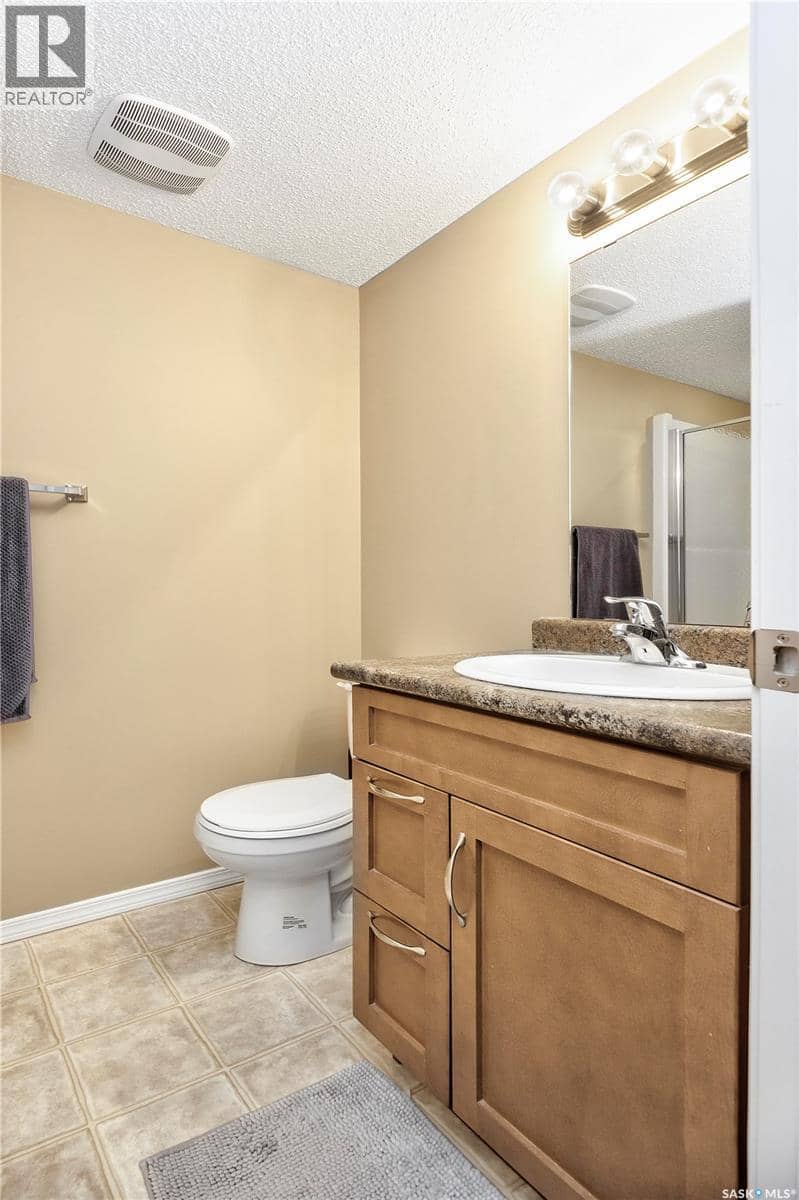 307 2781 Woodbridge DRIVE — photo 15 of 26