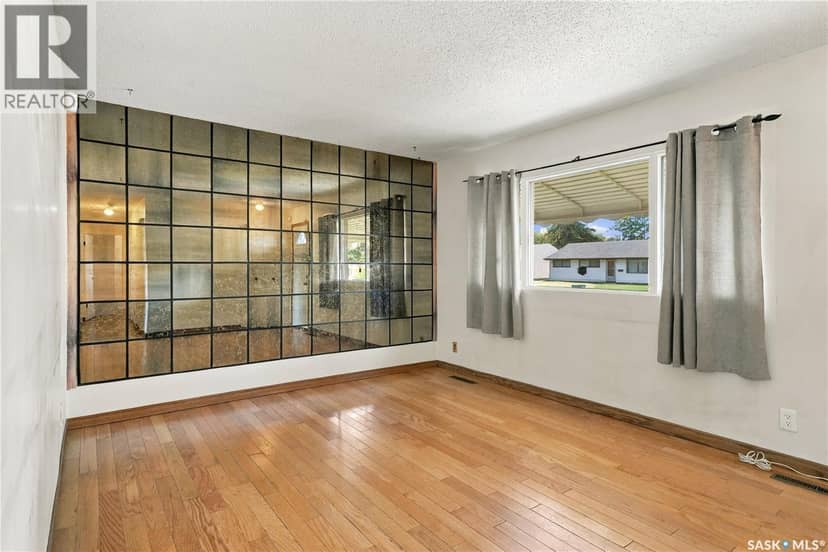 226 U Avenue N, Saskatoon, photo 3