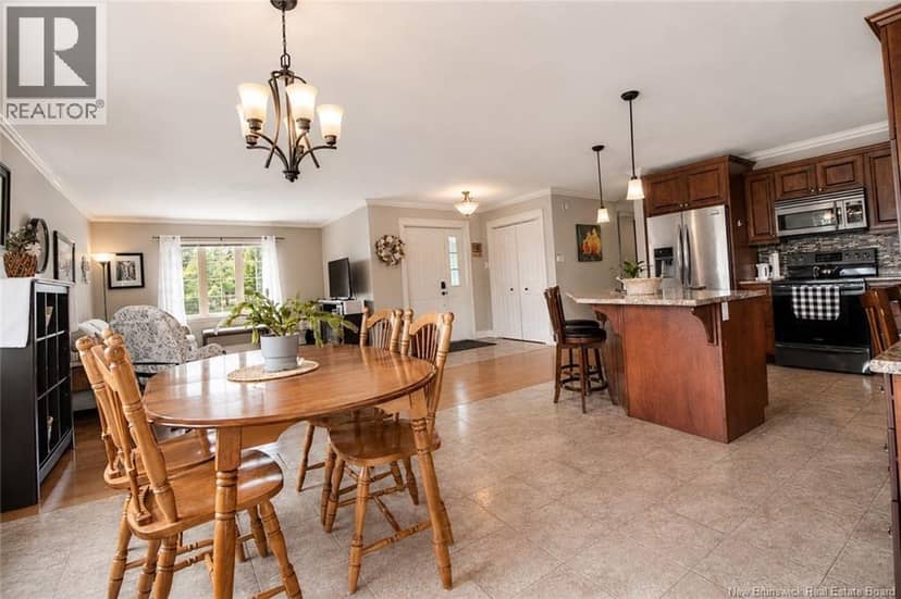 76 Daniel Drive — photo 9 of 38