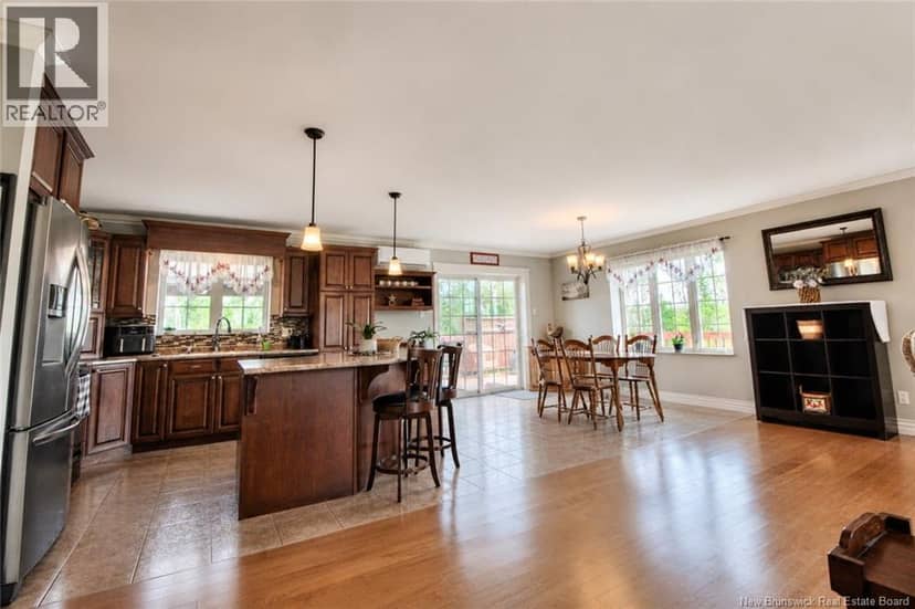 76 Daniel Drive — photo 7 of 38