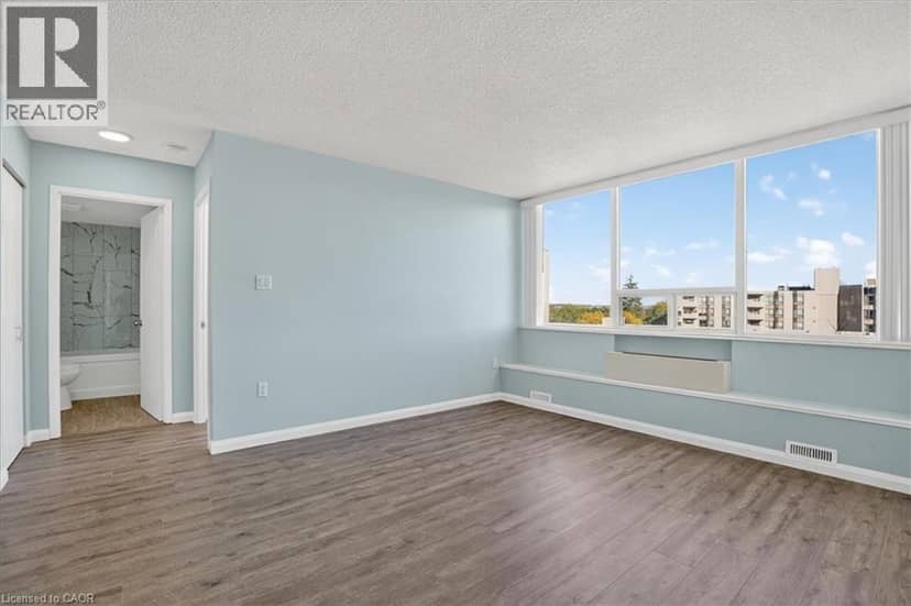3227 KING Street E Unit# 506 — photo 18 of 40
