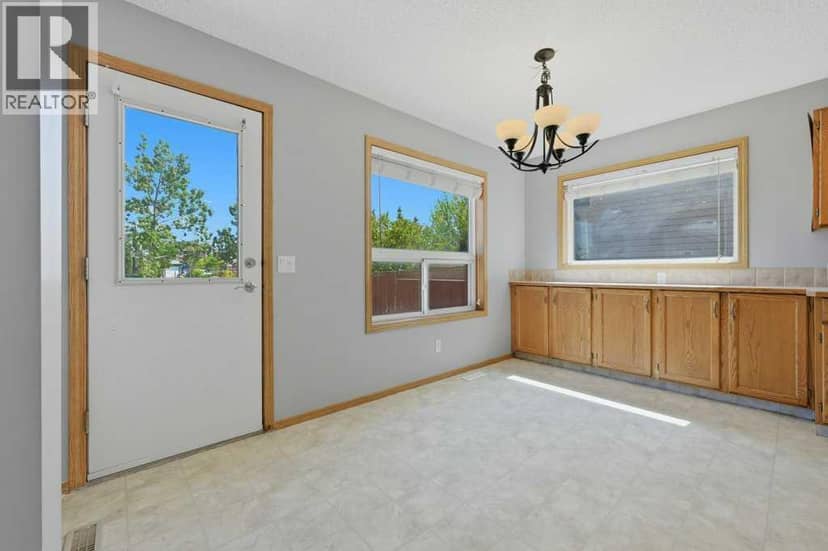 12705 Coventry Hills Way — photo 9 of 33