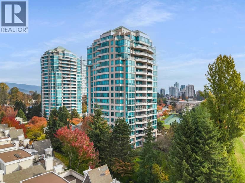 203 6622 SOUTHOAKS CRESCENT, Burnaby