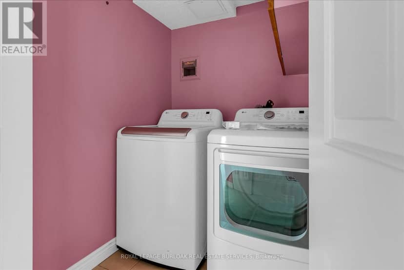 404 - 2121 Lakeshore Road — photo 11 of 18