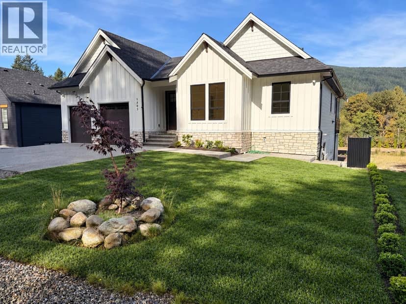 1203 Castle Road, Gibsons