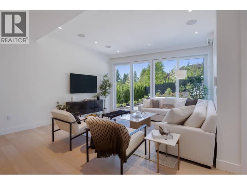 592 ARTHUR ERICKSON PLACE, West Vancouver, photo 4