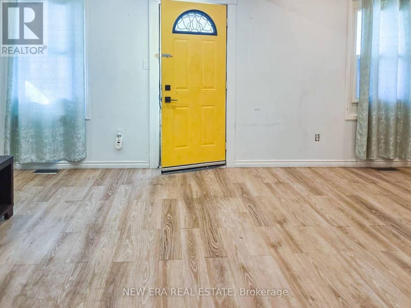212 Niagara Street — photo 14 of 32