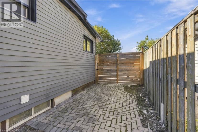 658 UPPER WELLINGTON Street, Hamilton, photo 5