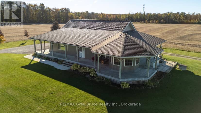 402622 Grey 17 Road, Georgian Bluffs, photo 5