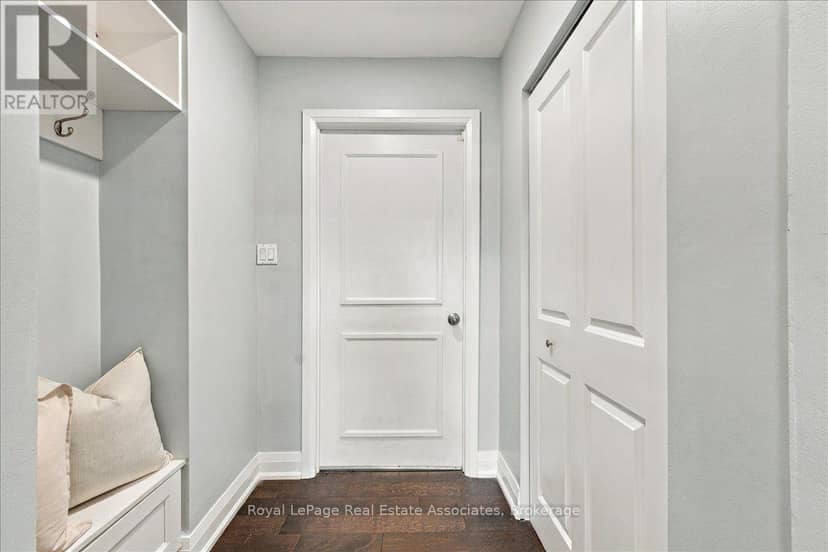 1-4 - 540 Mary Street E, Whitby, photo 5