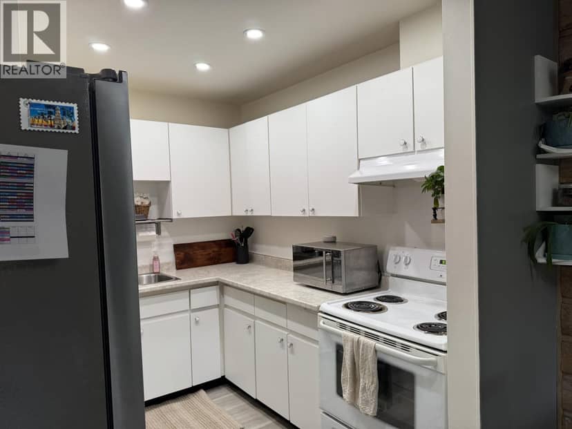 12 800 N Second Avenue — photo 13 of 32