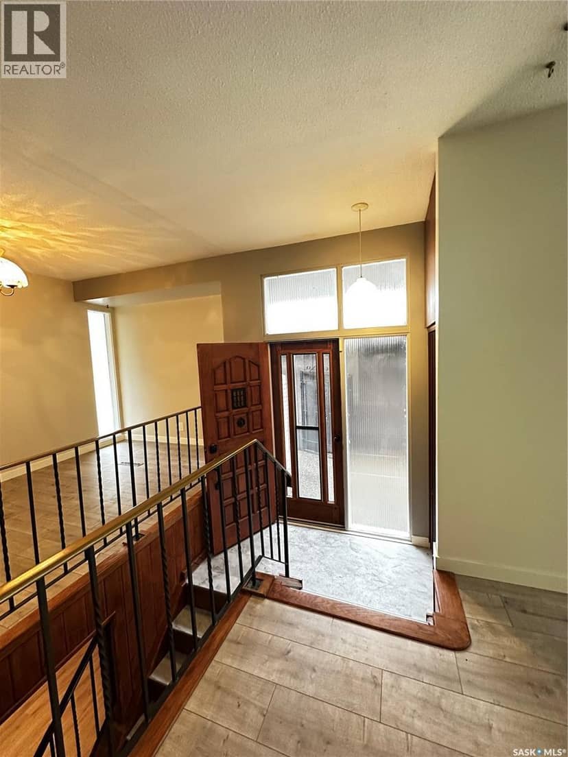 603 3rd AVENUE NW — photo 9 of 31