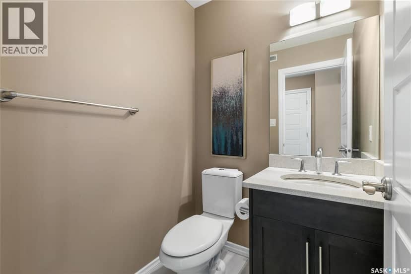 251 4002 Sandhill CRESCENT — photo 13 of 35
