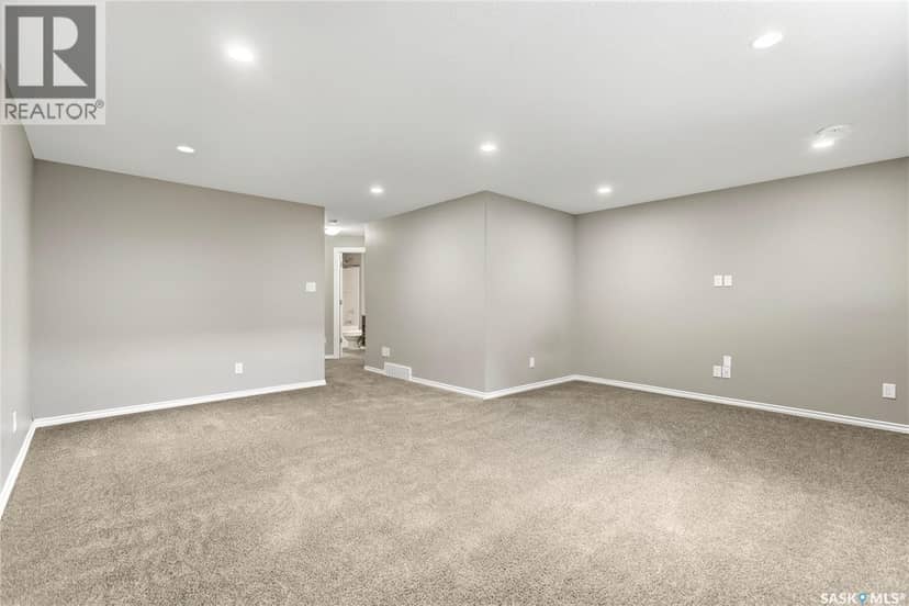 251 4002 Sandhill CRESCENT — photo 31 of 35