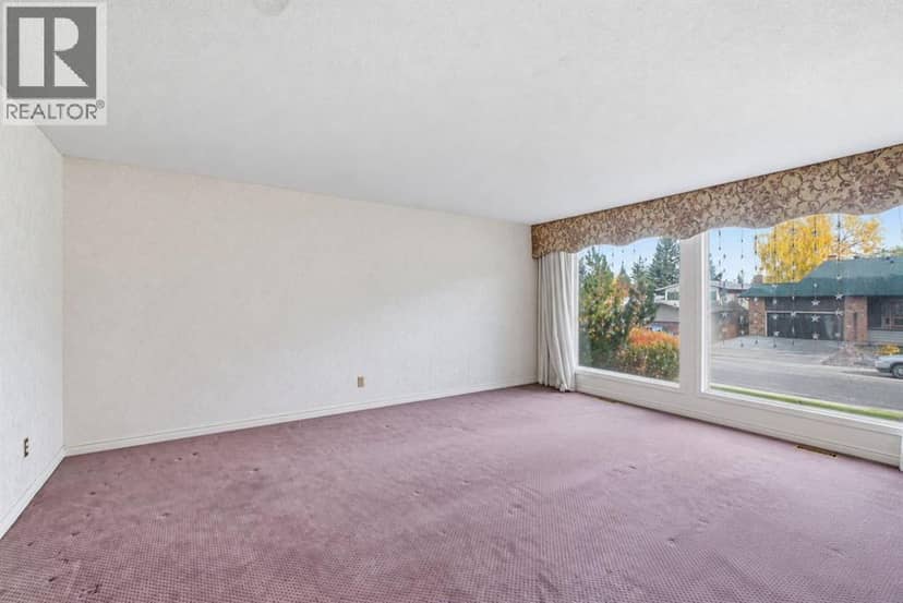 331 Oakfern Crescent SW — photo 14 of 39