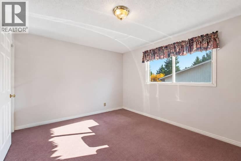 331 Oakfern Crescent SW — photo 28 of 39