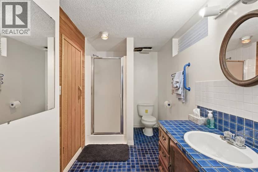 331 Oakfern Crescent SW — photo 33 of 39