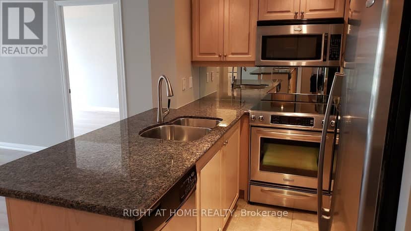327 - 900 Mount Pleasant Road — photo 4 of 25