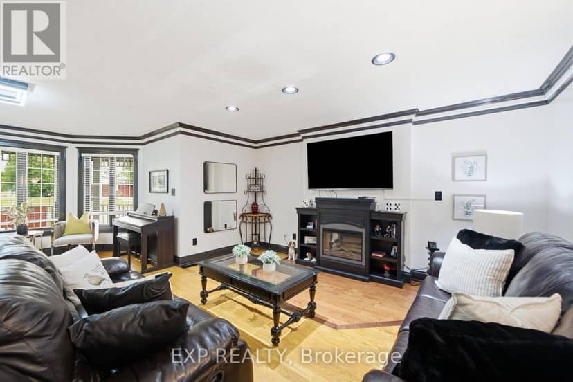 4 Flora Street, Kawartha Lakes, photo 8