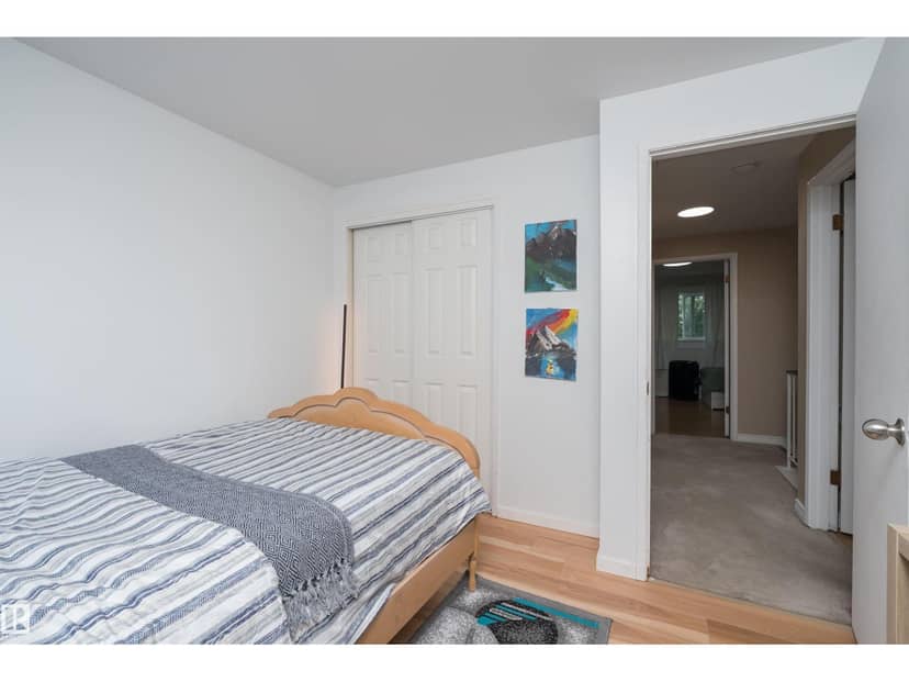 11236 40 AV NW — photo 30 of 40