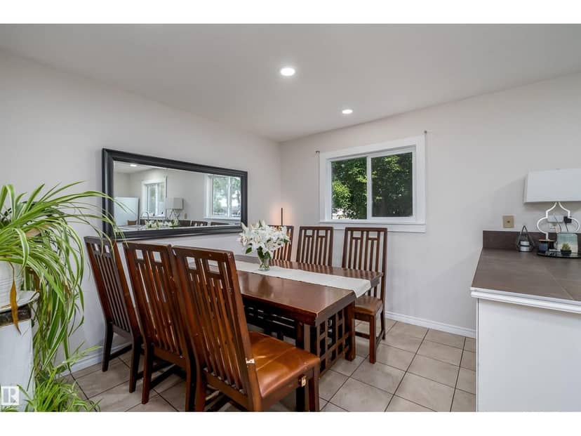 11236 40 AV NW — photo 11 of 40