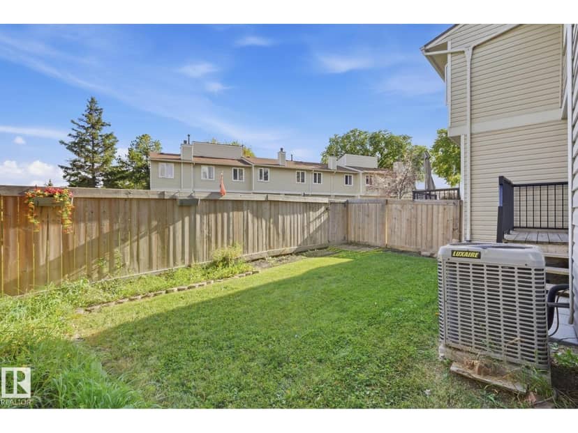 419 Dunluce Rd NW — photo 28 of 32