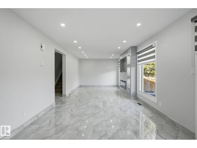 419 Dunluce Rd NW, Edmonton, photo 4