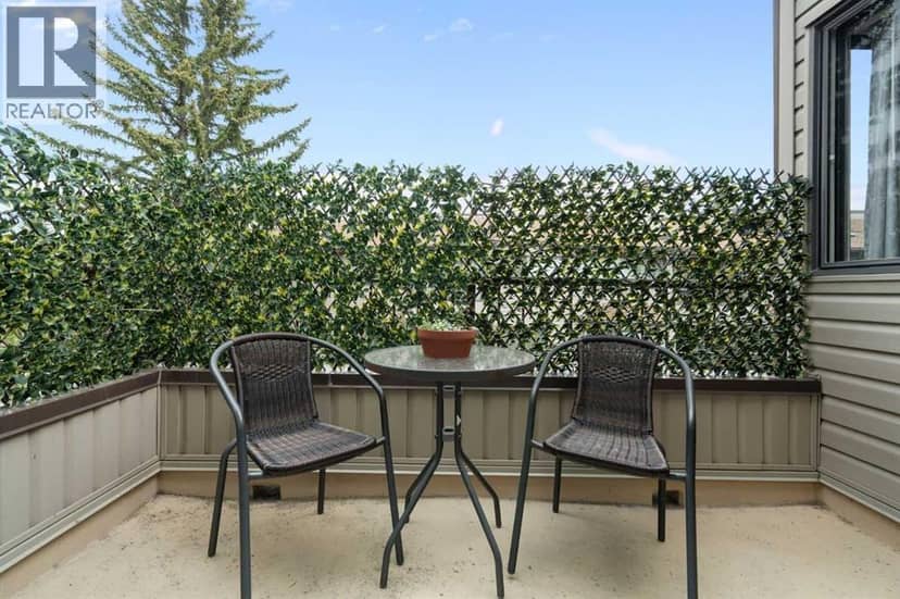 314, 2425 90 Avenue SW, Calgary, photo 2