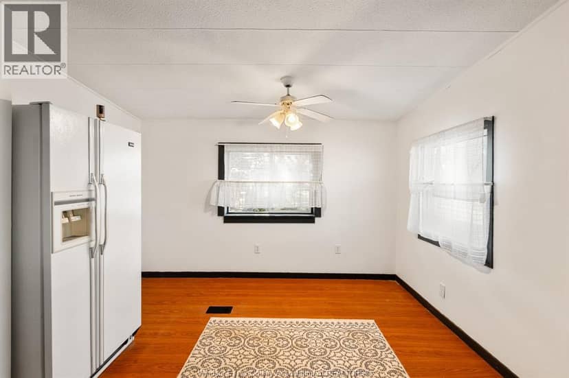 1 Cedar CRESCENT Unit# 101 — photo 10 of 23