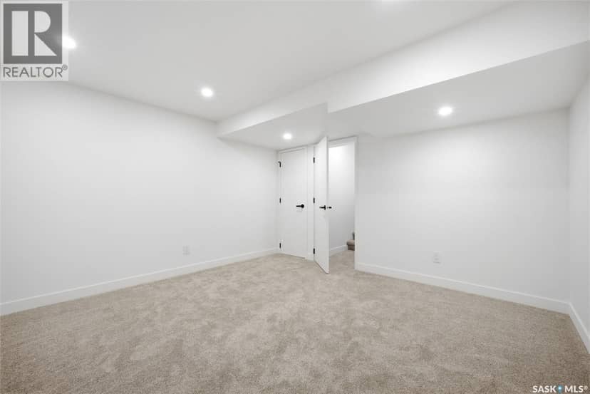 27 Quincy DRIVE — photo 36 of 40