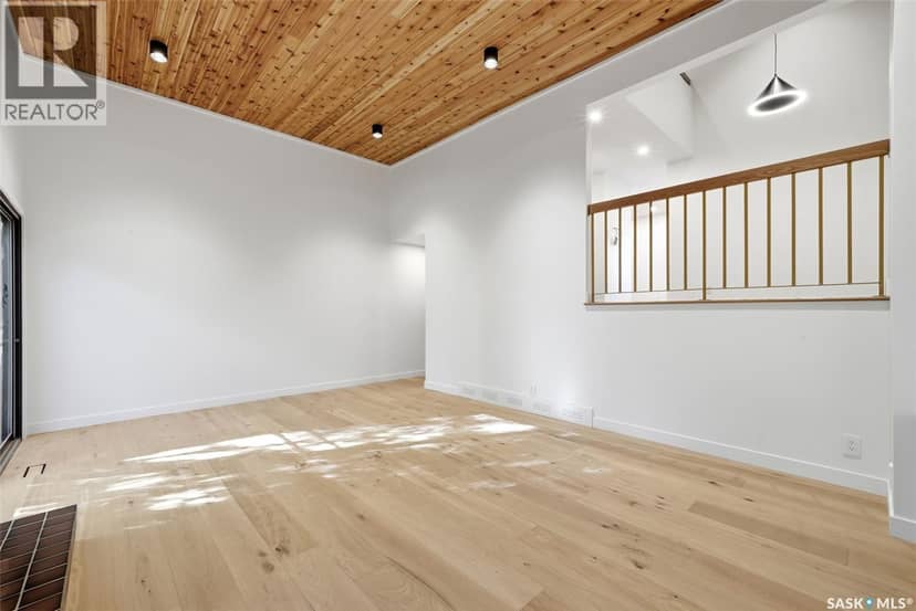 27 Quincy DRIVE — photo 9 of 40