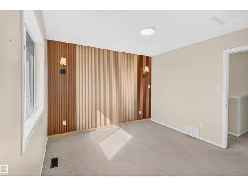 4409 150 AV NW — photo 16 of 30