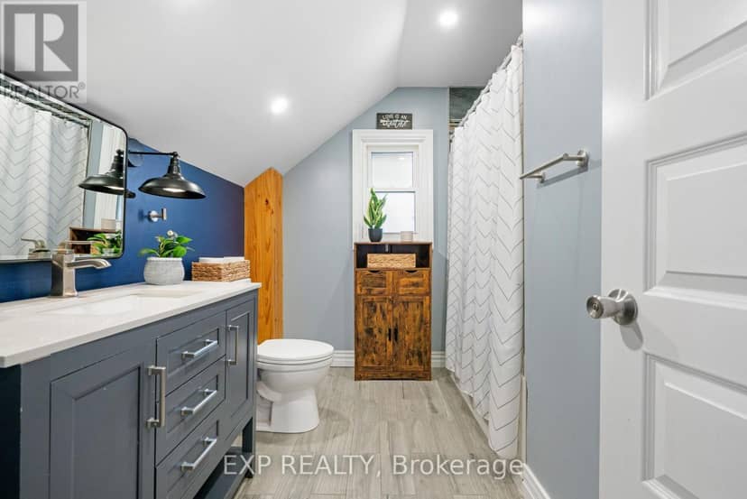 206 Fifth Street W — photo 19 of 27