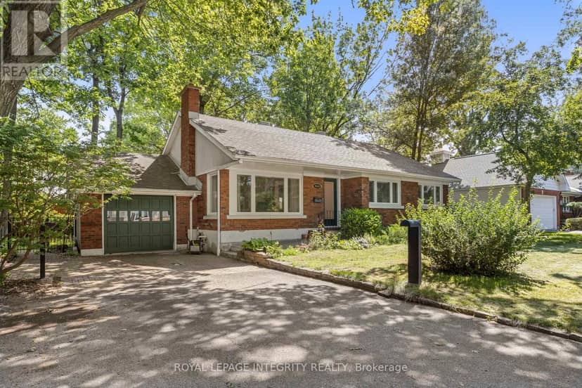 2183 Woodcrest Road, Ottawa