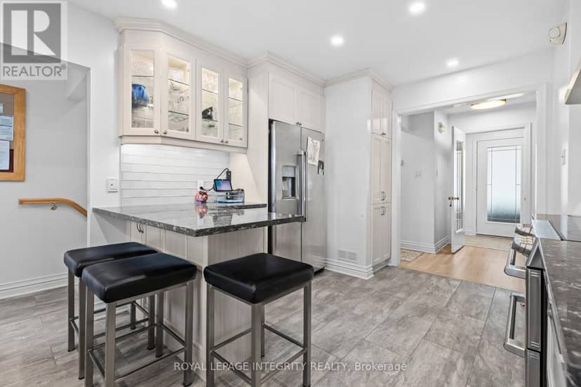 2183 Woodcrest Road — photo 15 of 38
