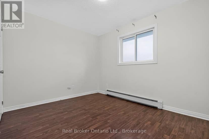 320 Lafontaine Road W — photo 18 of 40